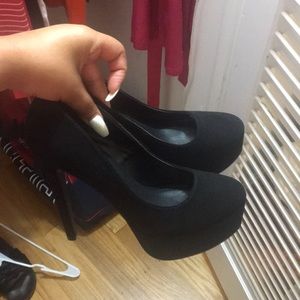 Suede black platform heels